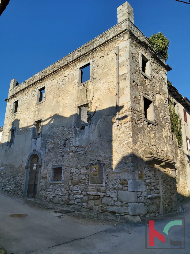 ISTRA, LINDAR, PAZIN, KAMENA HIŠA ZA RESTAVRACIJO #PRODAJA