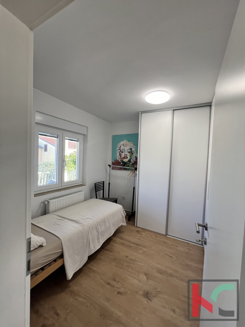POREČ, TROSOBNO STANOVANJE 126 m2 #PRODAJA
