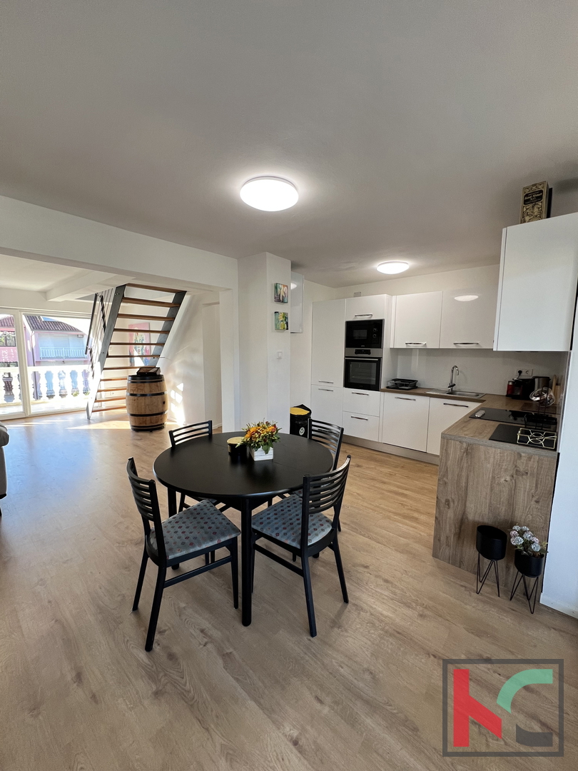 POREČ, TROSOBNO STANOVANJE 126 m2 #PRODAJA