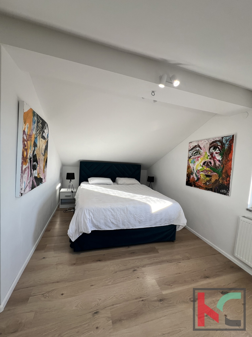 POREČ, TROSOBNO STANOVANJE 126 m2 #PRODAJA