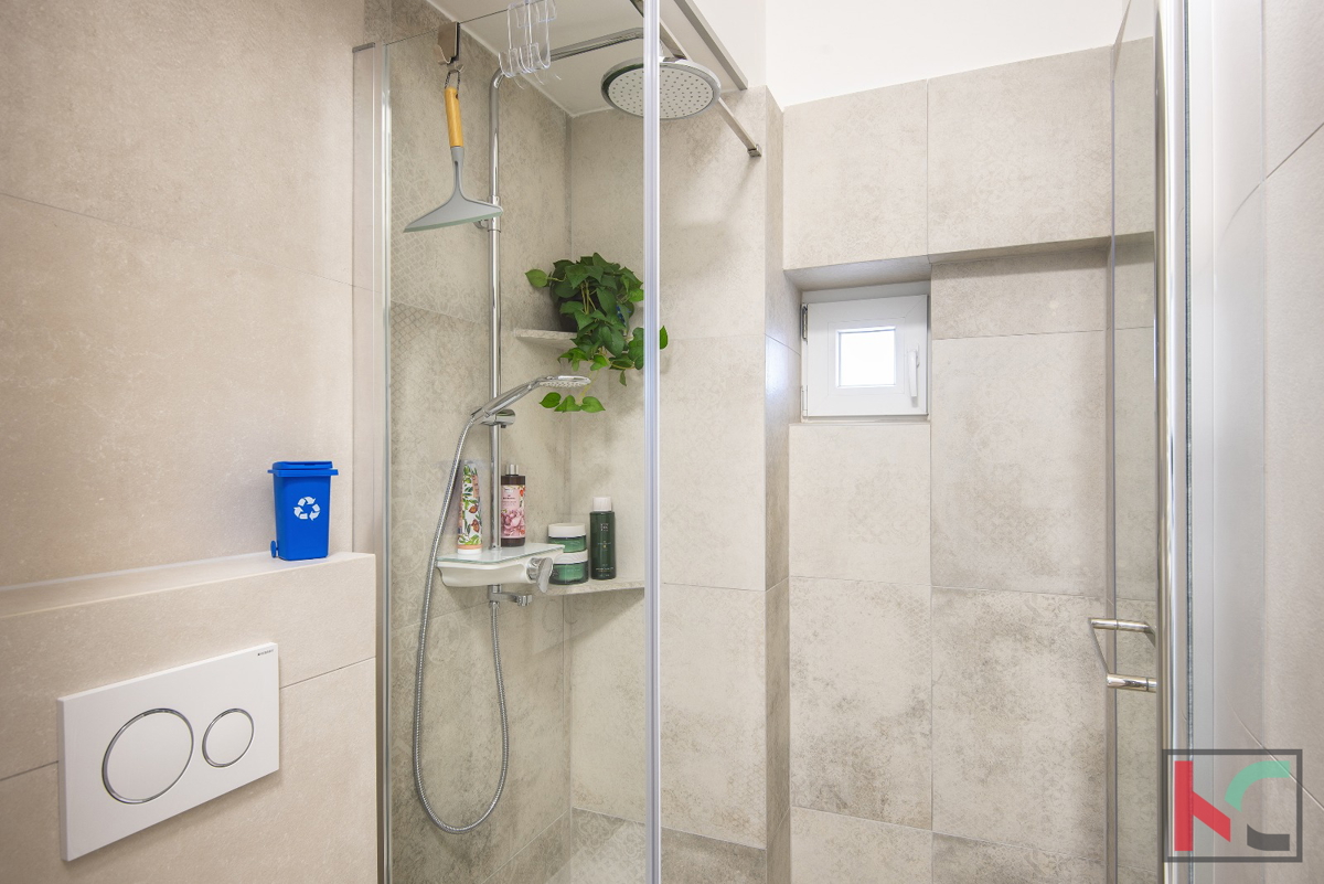 PULA, CENTER, RENOVIRANO STANOVANJE 62,48 m2 2S+DB, #PRODAJA