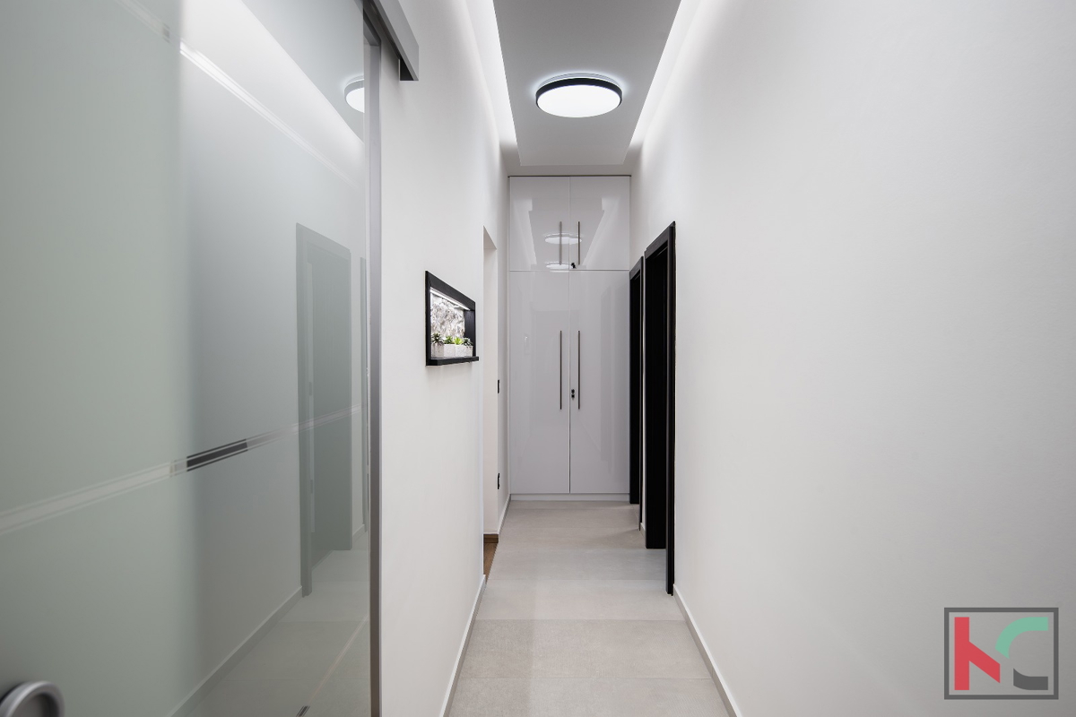 PULA, CENTER, RENOVIRANO STANOVANJE 62,48 m2 2S+DB, #PRODAJA