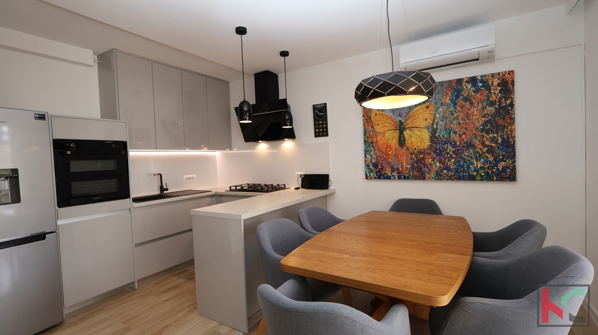 PULA, ŠIJANA, POPOLNOMA ADAPTIRANO IN UREJENO STANOVANJE 77,87 m2, #PRODAJA