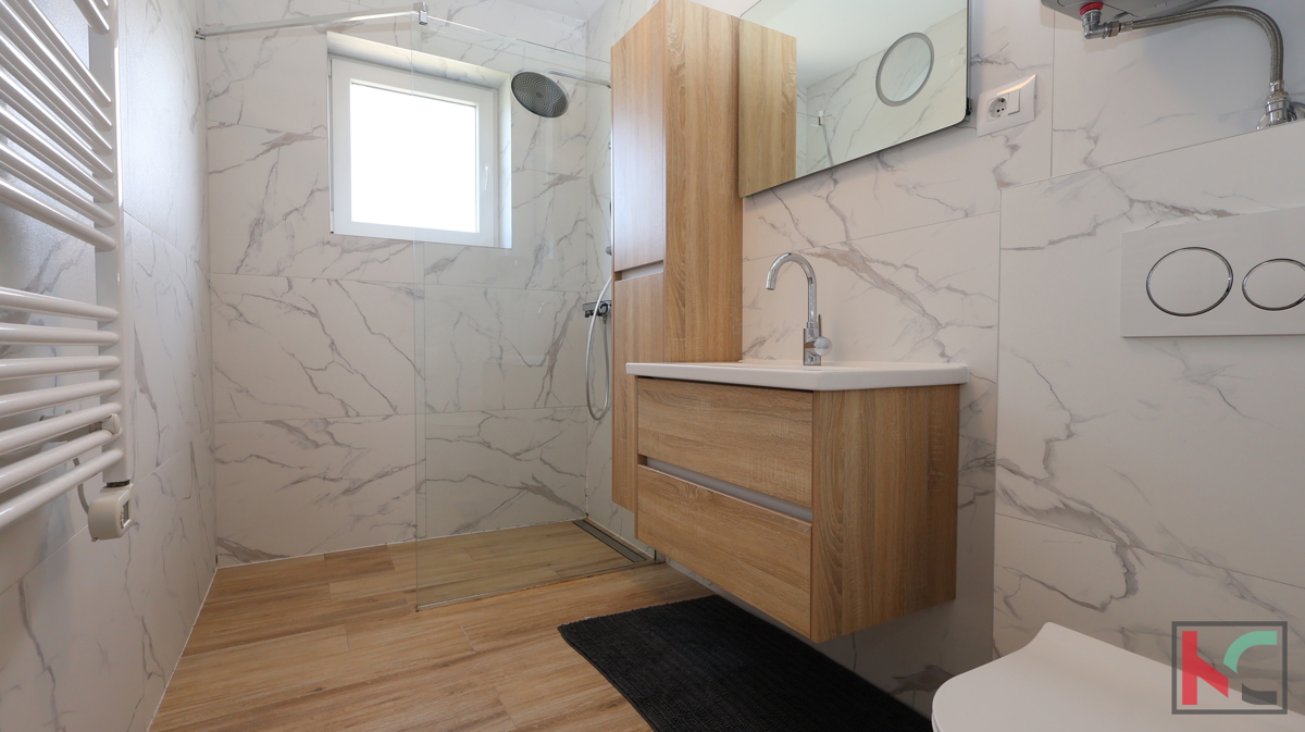 PULA, ŠIJANA, POPOLNOMA ADAPTIRANO IN UREJENO STANOVANJE 77,87 m2, #PRODAJA