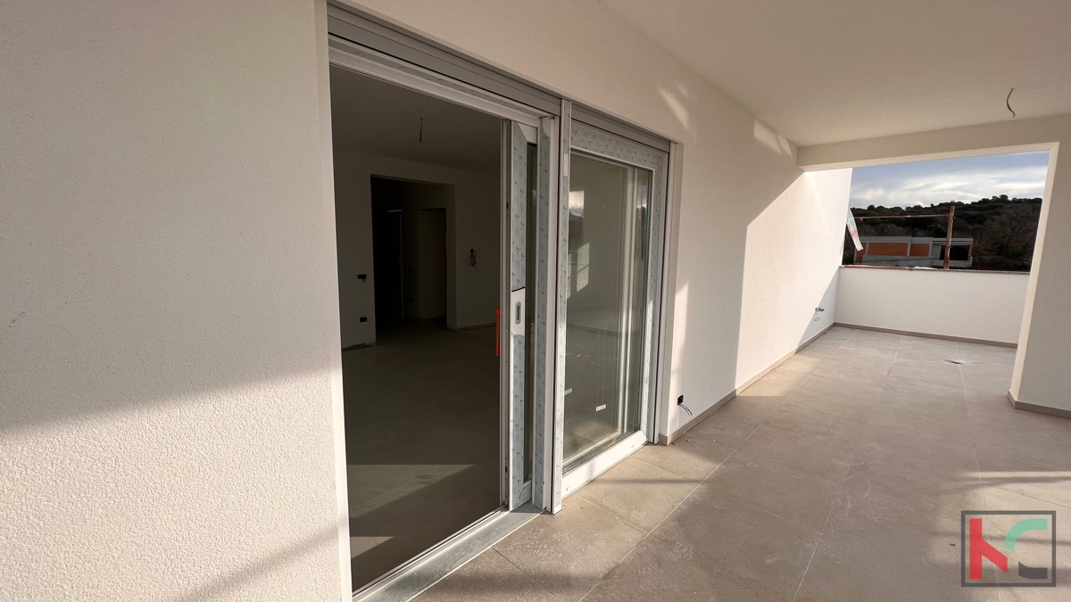 Pula, Veli Vrh, štirisobni penthouse v novogradnji