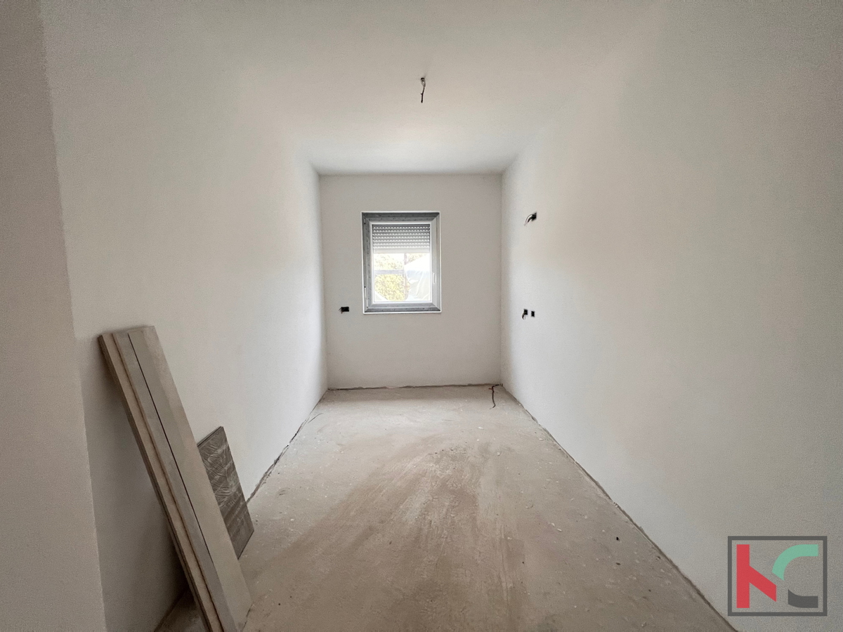 Pula, Veli Vrh, štirisobni penthouse v novogradnji