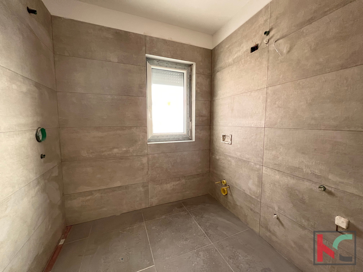 Pula, Veli Vrh, štirisobni penthouse v novogradnji