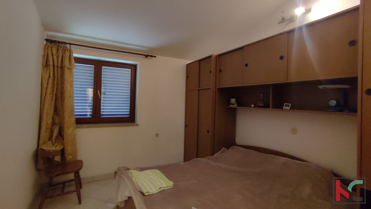 Istra, Pula, Šišan, družinska hiša na parceli 3731 m2