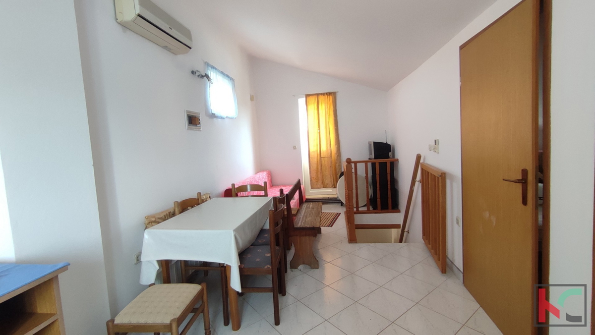 Istra, Pula, Šišan, družinska hiša na parceli 3731 m2