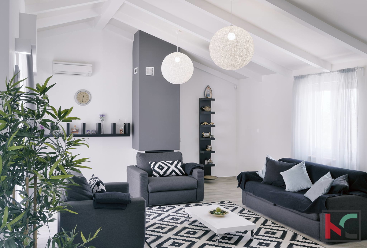 Istra, Medulin, dvojne Vile 440m2