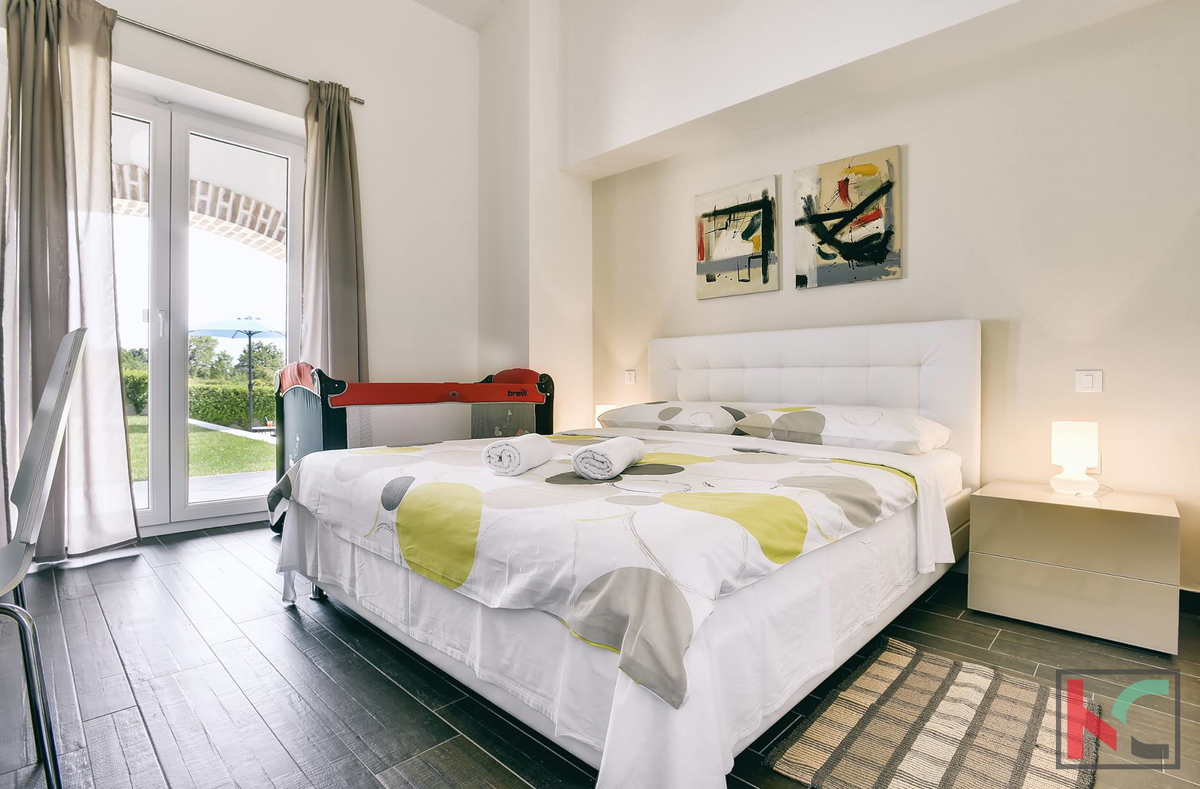 Istra, Medulin, dvojne Vile 440m2