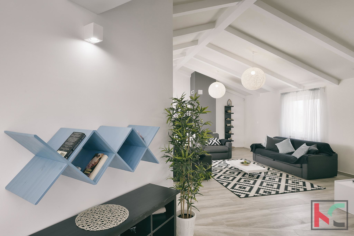 Istra, Medulin, dvojne Vile 440m2