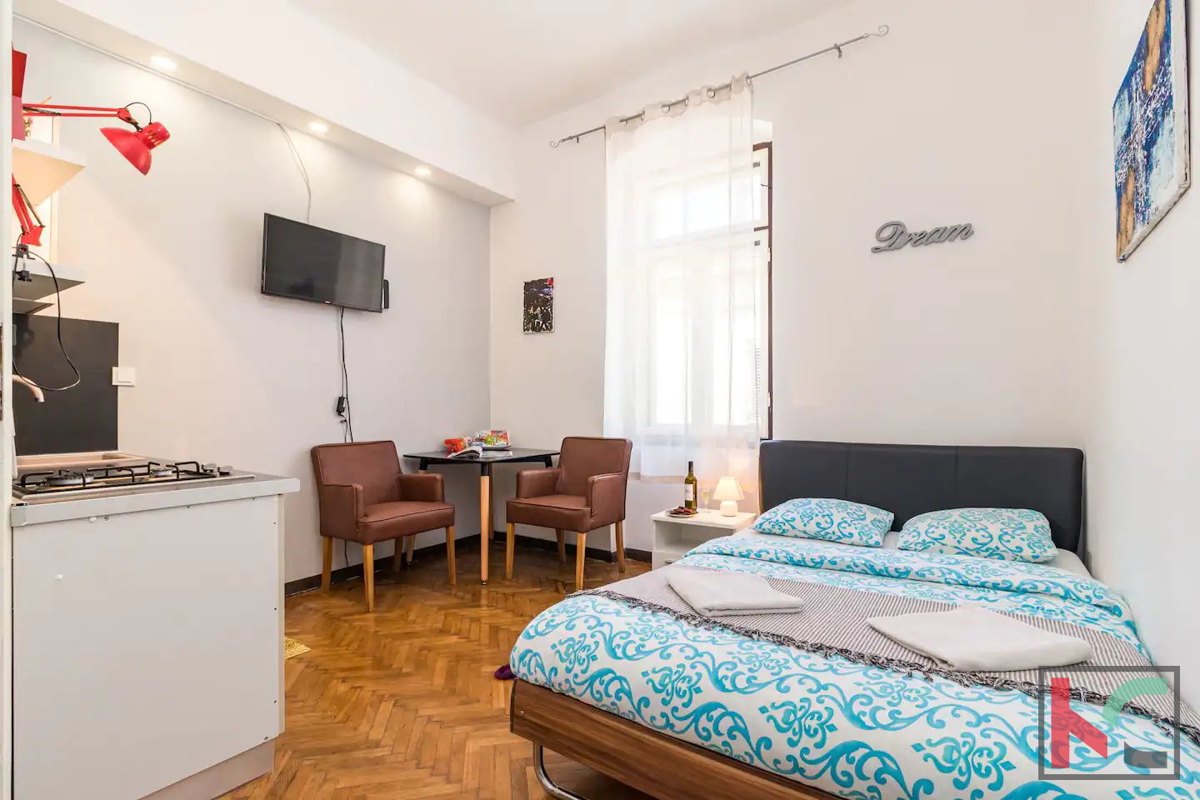 Istra, Pula, Center, apartma 82,01 m2, štiri stanovanjske enote, #prodaja