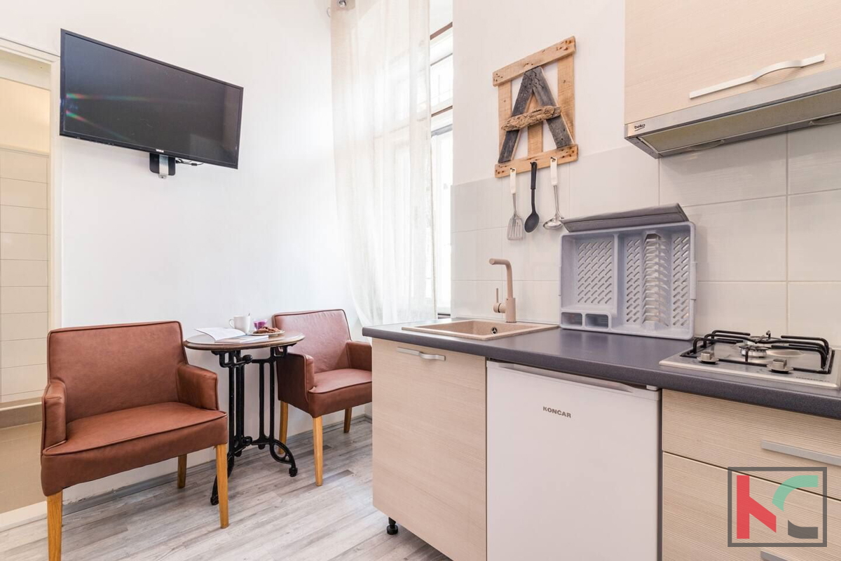 Istra, Pula, Center, apartma 82,01 m2, štiri stanovanjske enote, #prodaja