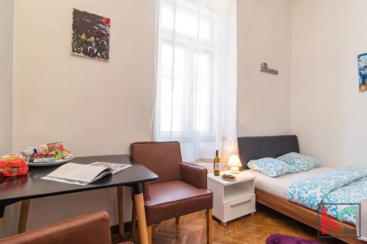 Istra, Pula, Center, apartma 82,01 m2, štiri stanovanjske enote, #prodaja