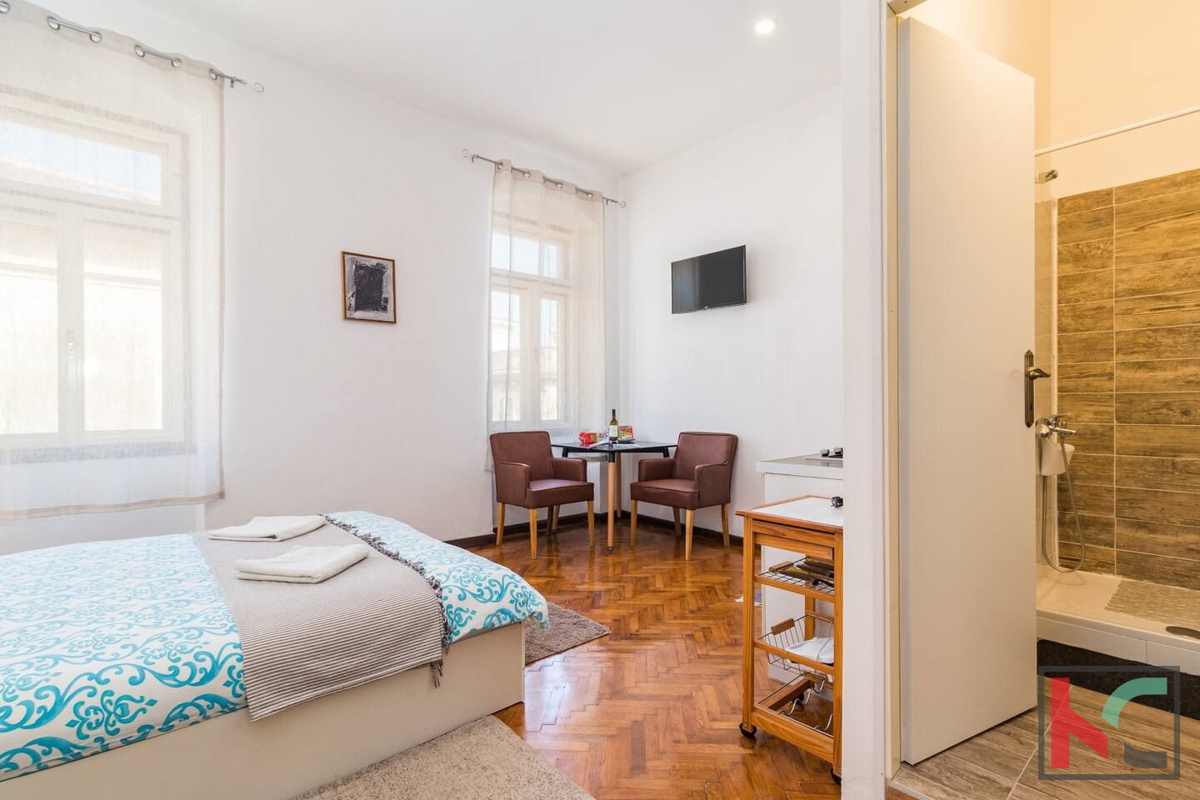 Istra, Pula, Center, apartma 82,01 m2, štiri stanovanjske enote, #prodaja