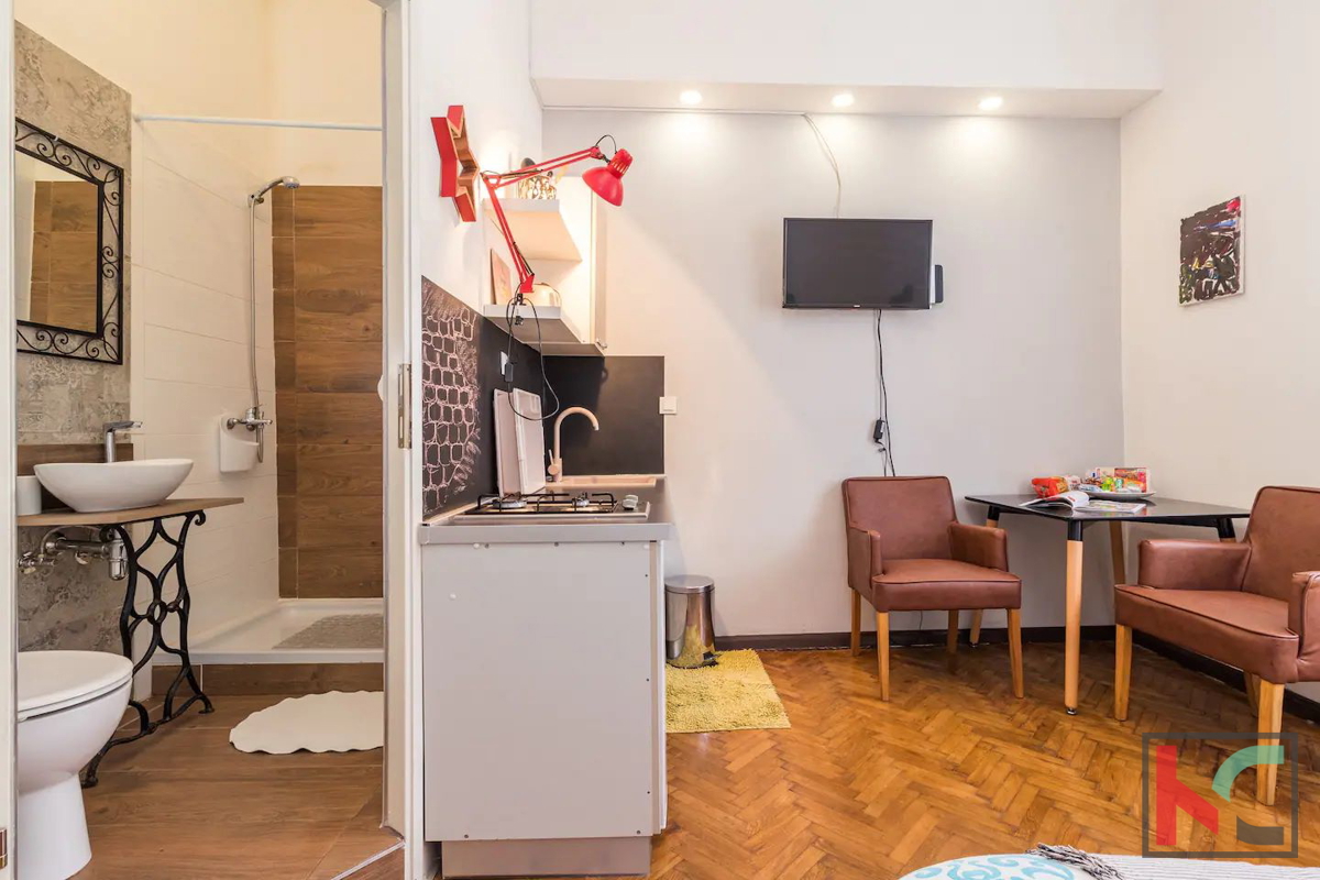 Istra, Pula, Center, apartma 82,01 m2, štiri stanovanjske enote, #prodaja