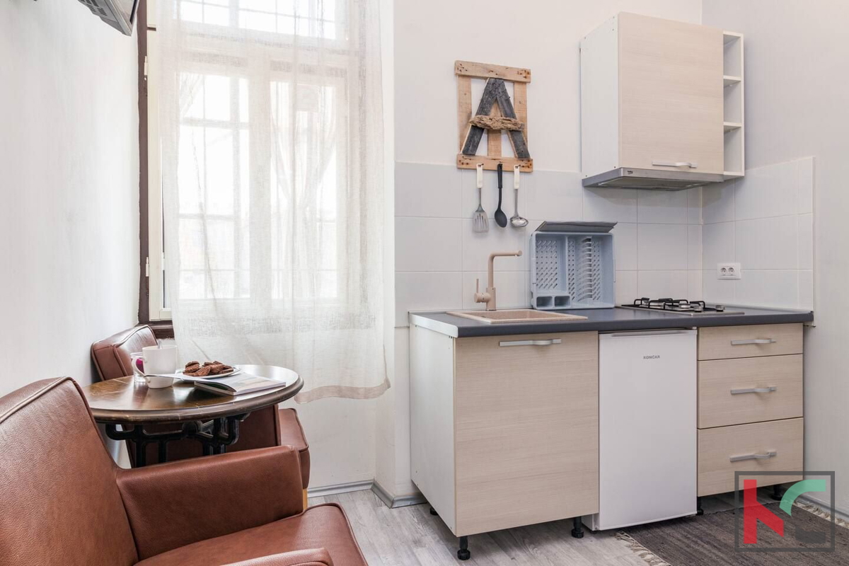Istra, Pula, Center, apartma 82,01 m2, štiri stanovanjske enote, #prodaja
