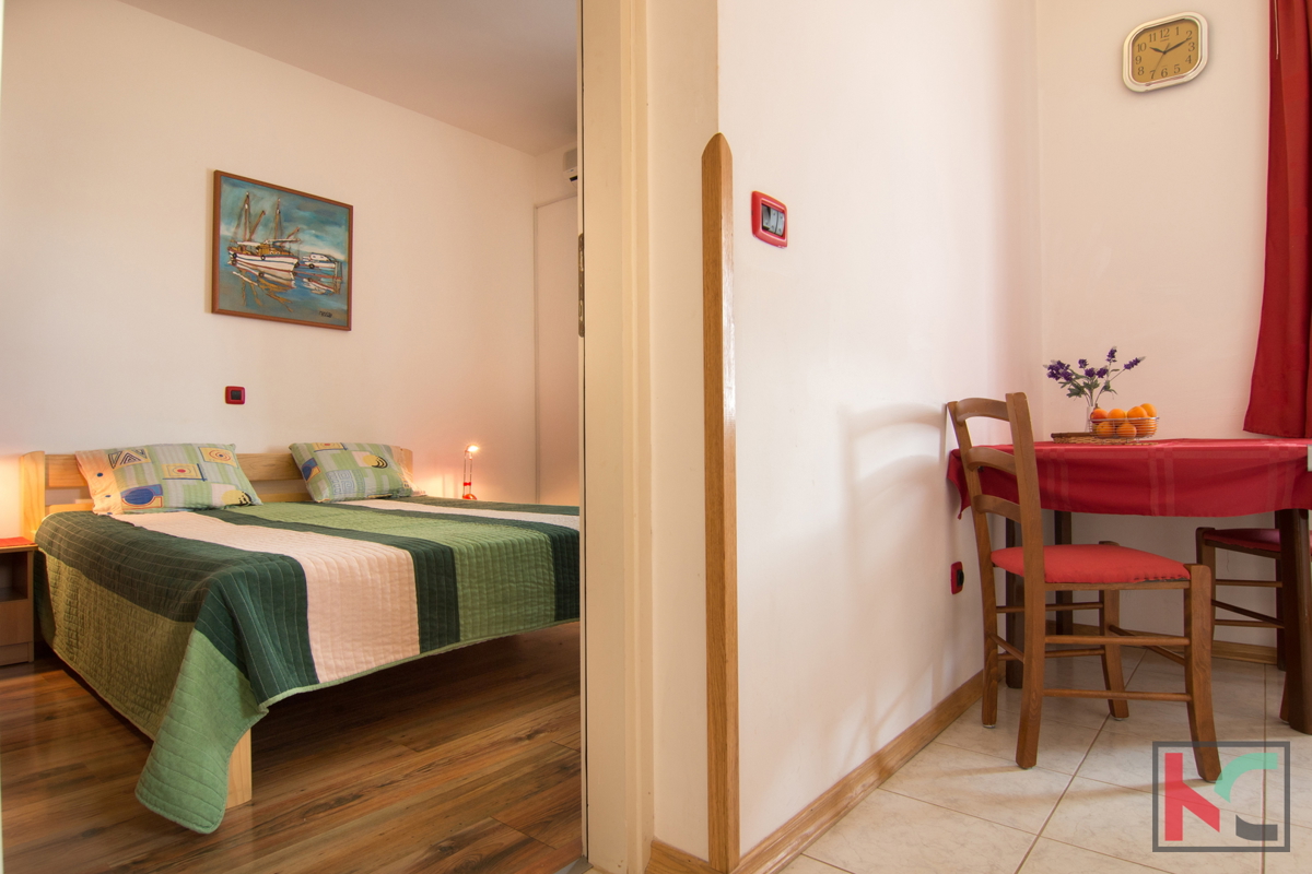 Istra, Fažana, Valbandon, družinska hiša z bazenom in 3 apartmaji, #prodaja