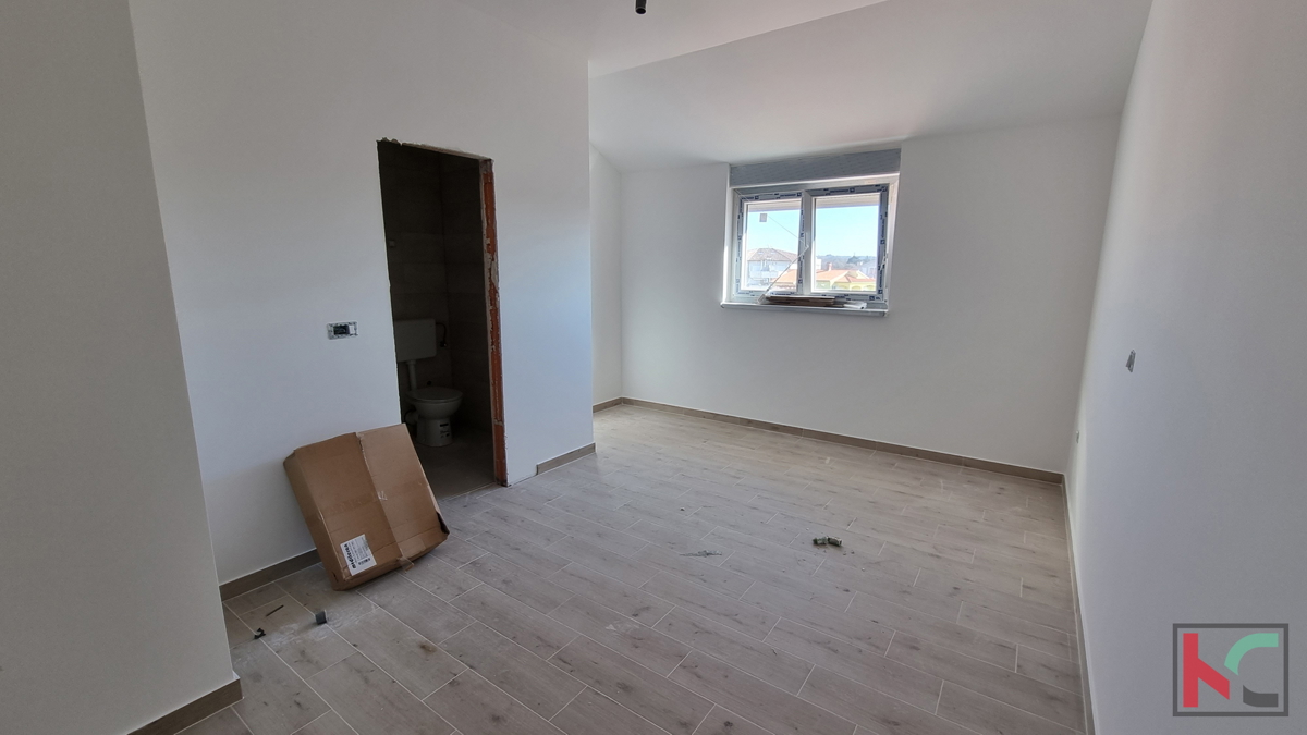 Istra, Peroj, Penthouse 104,36m2 s pogledom na morje