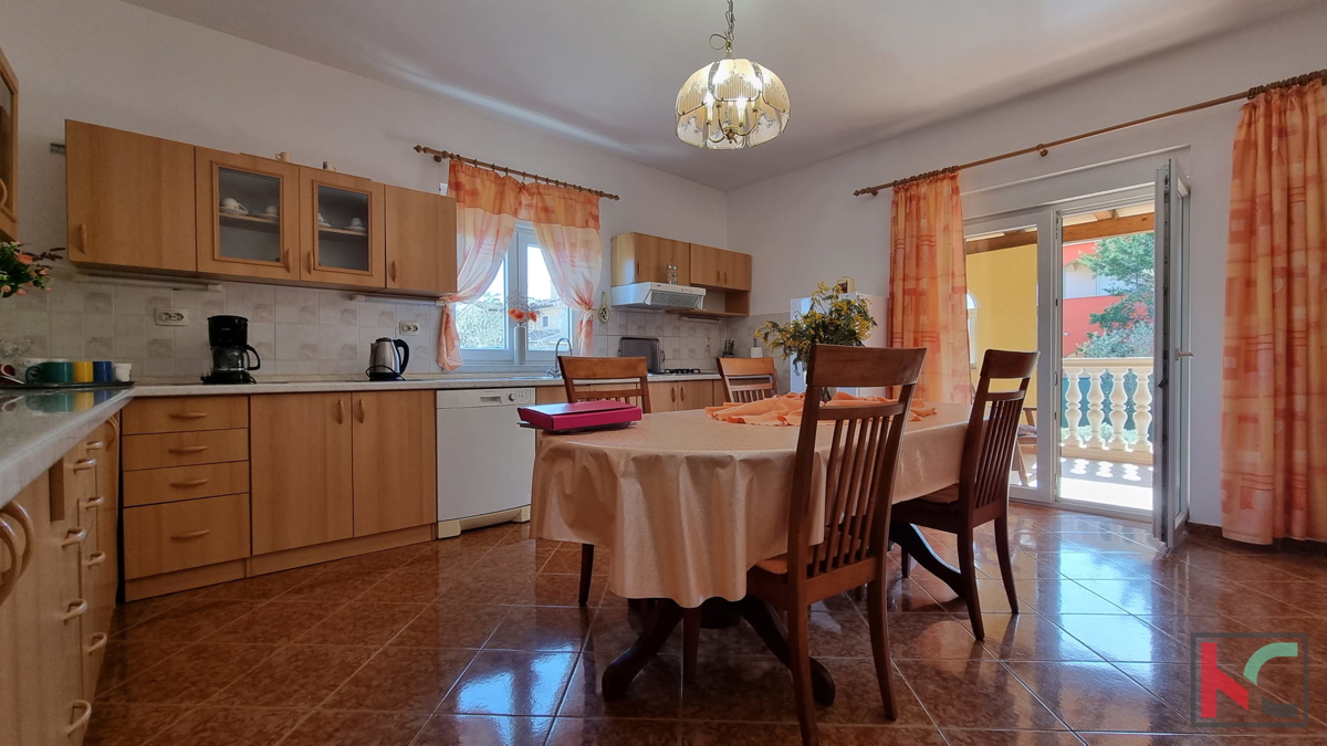 Istra, Ližnjan, samostojna hiša z vrtom na površini 541m2, #prodaja
