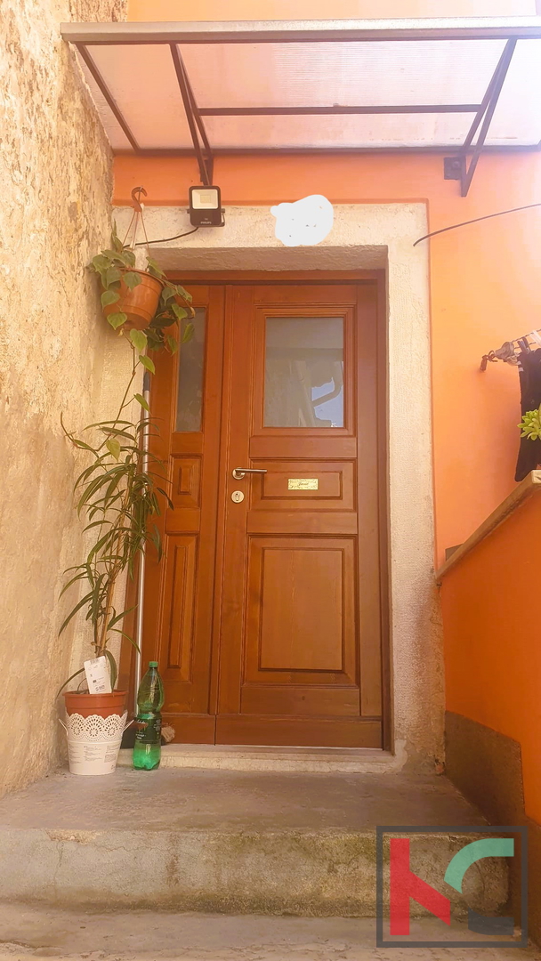 Istra, Rovinj, vrstna hiša v starem mestnem jedru blizu cerkve sv. Eufemije #prodaja