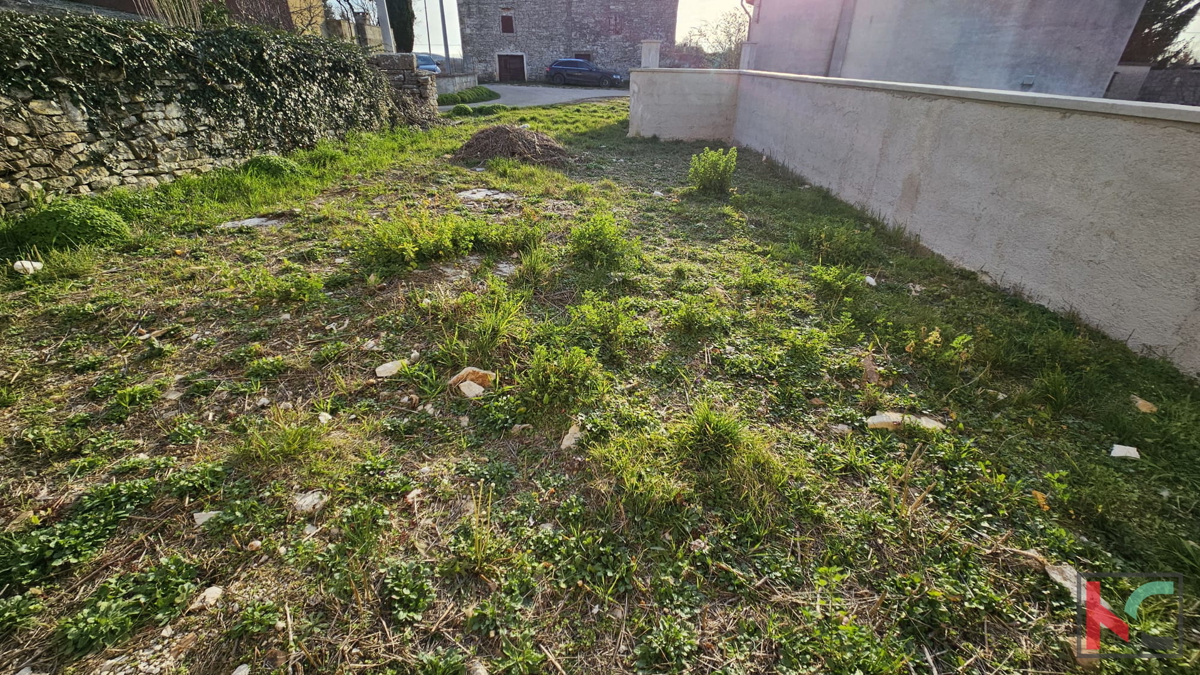 Istra-Žminj, vrstna hiša 86m2 za obnovo #prodaja