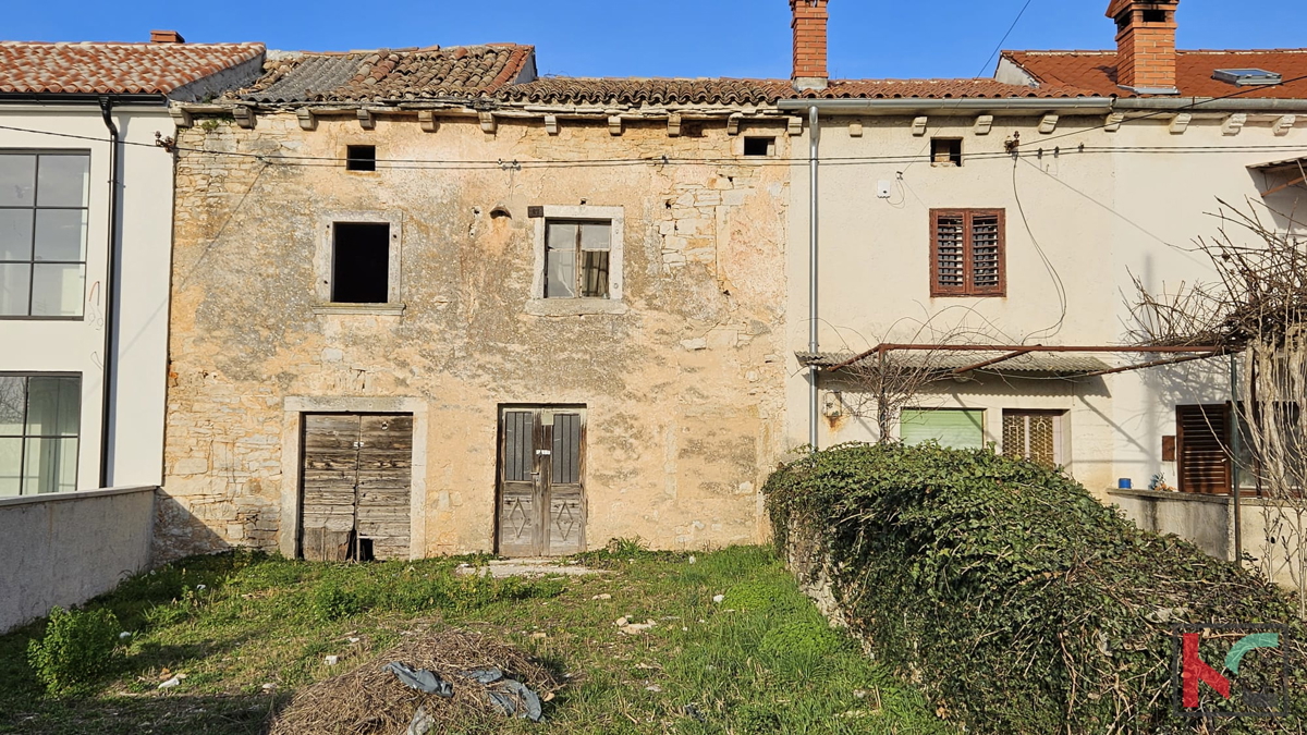 Istra-Žminj, vrstna hiša 86m2 za obnovo #prodaja