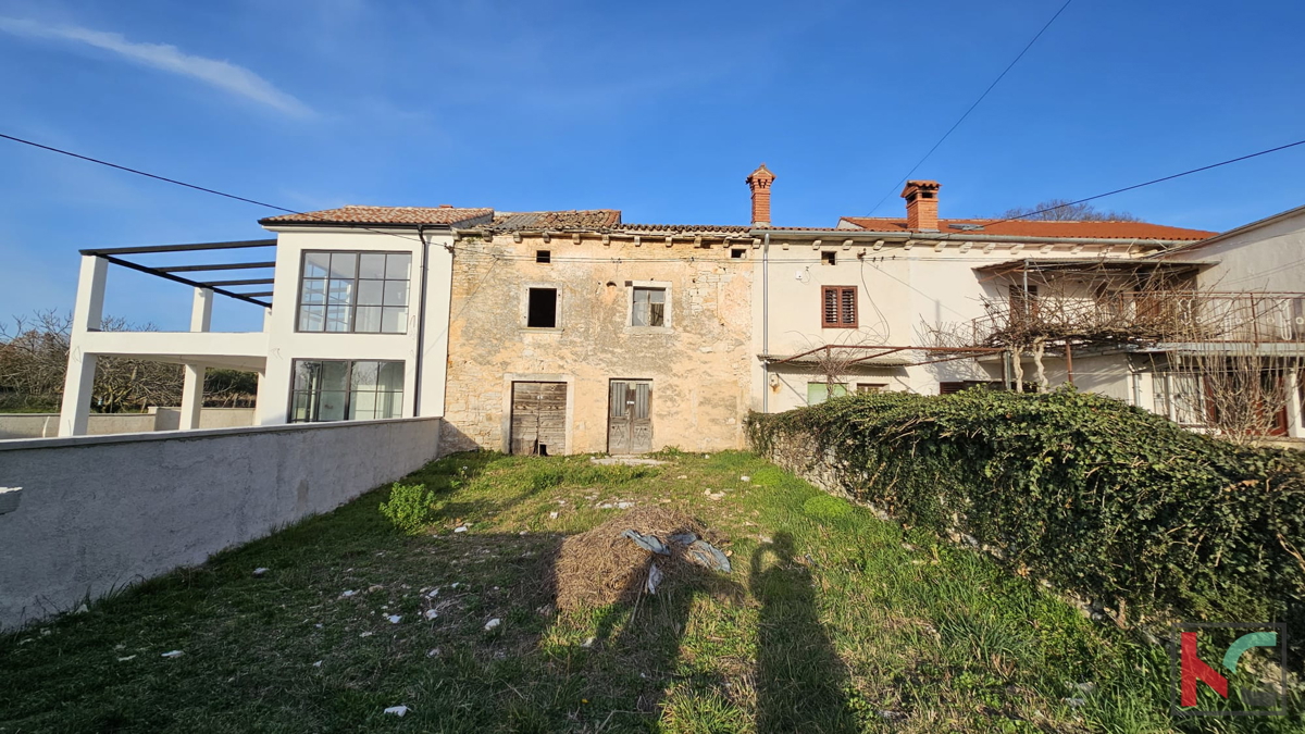 Istra-Žminj, vrstna hiša 86m2 za obnovo #prodaja
