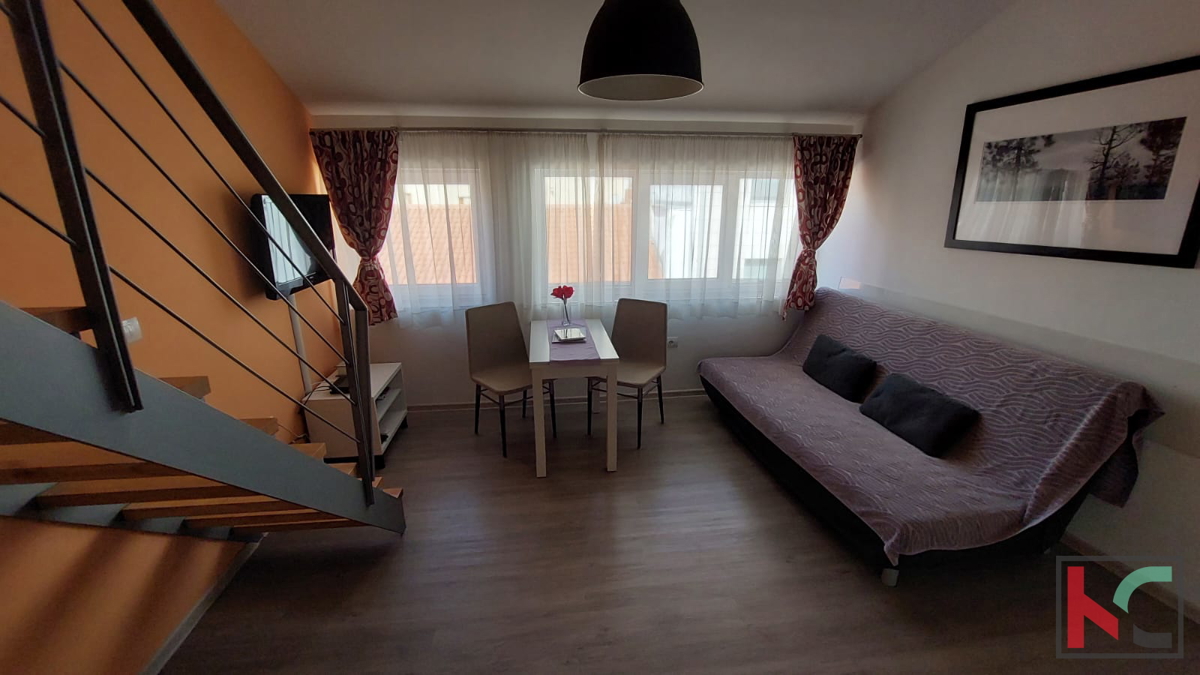 Istra, Pula, Center, garsonjera z galerijo 29m2 v strogem centru mesta, #prodaja