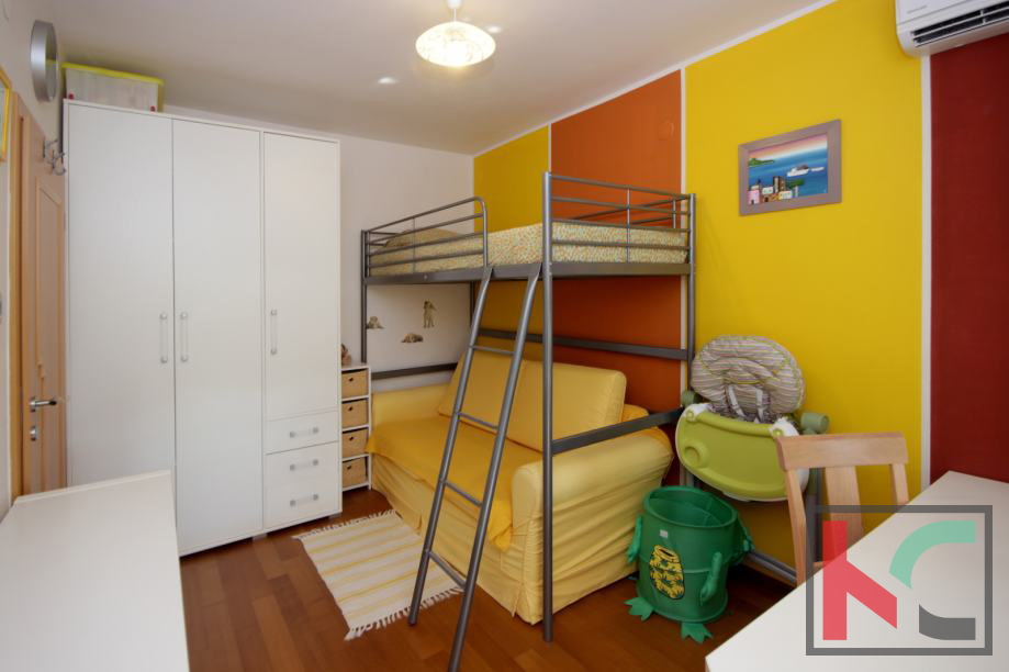 Istra, Pula, center, kompletno opremljeno stanovanje za bivanje 2SS+DB z 2 balkonoma, #prodaja