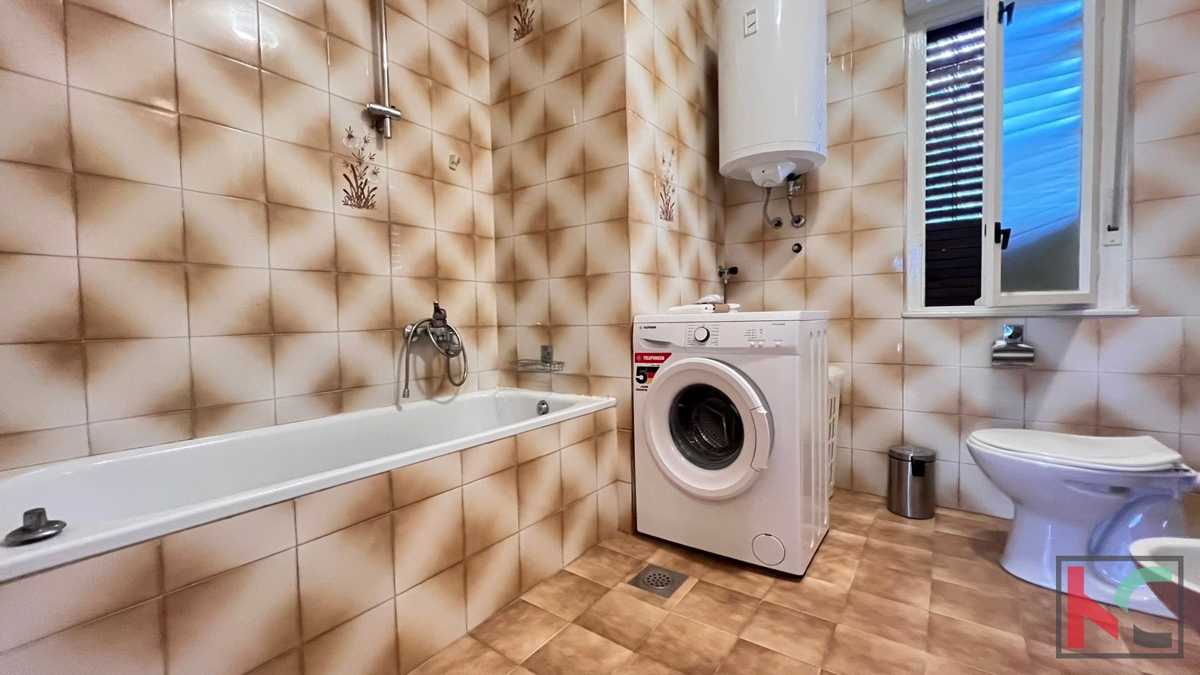 Pula, samostojna hiša 514 m2 z vrtom, delno adaptirana, top lokacija #prodaja