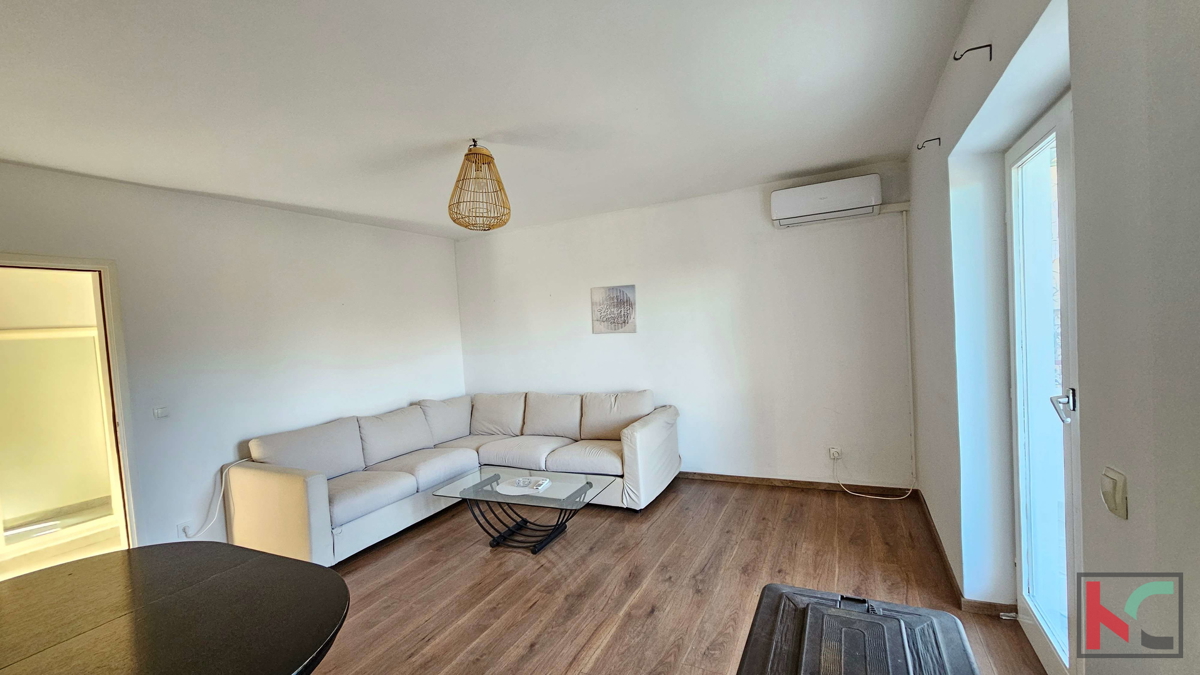Istra, Poreč, opremljeno stanovanje 2s + kopalnica, terasa, #prodaja