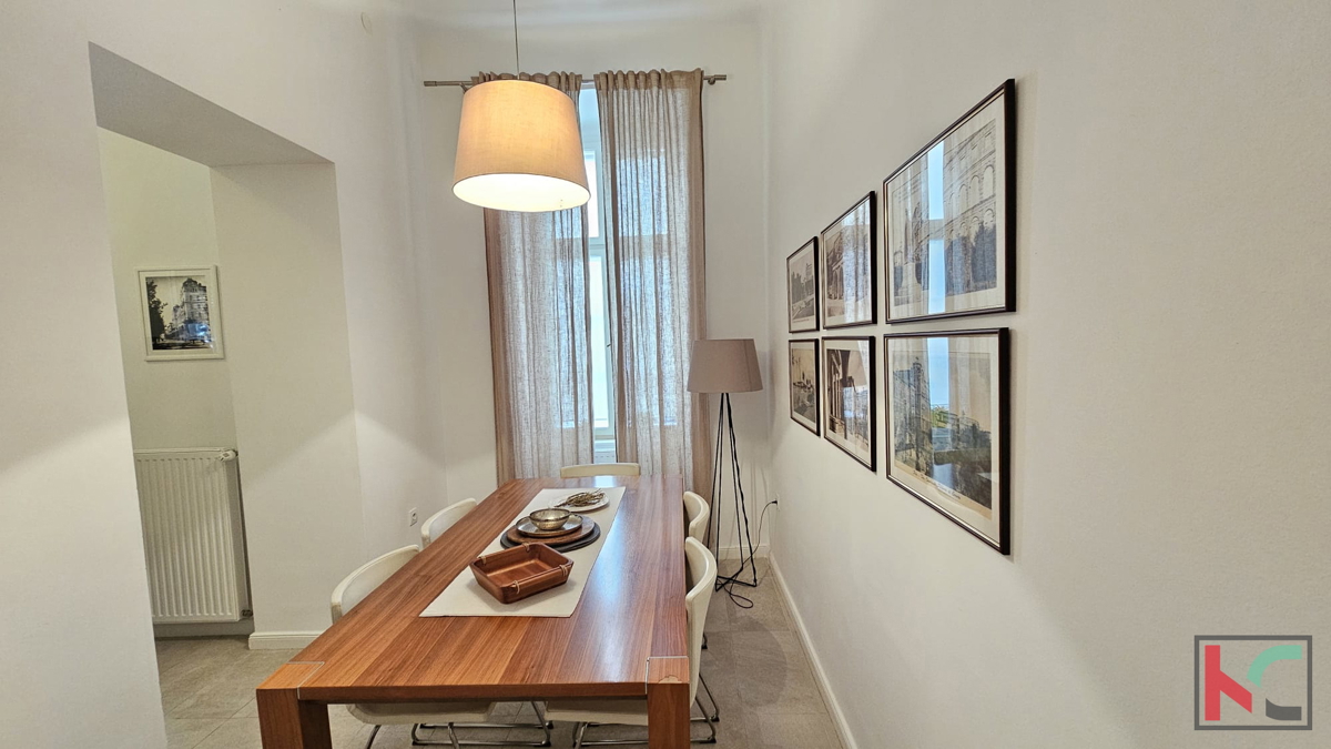 Istra, Pula, stanovanje 76,42m2, center, avstro-ogrska vila, pogled na morje, bližina puljske Arene, #prodaja
