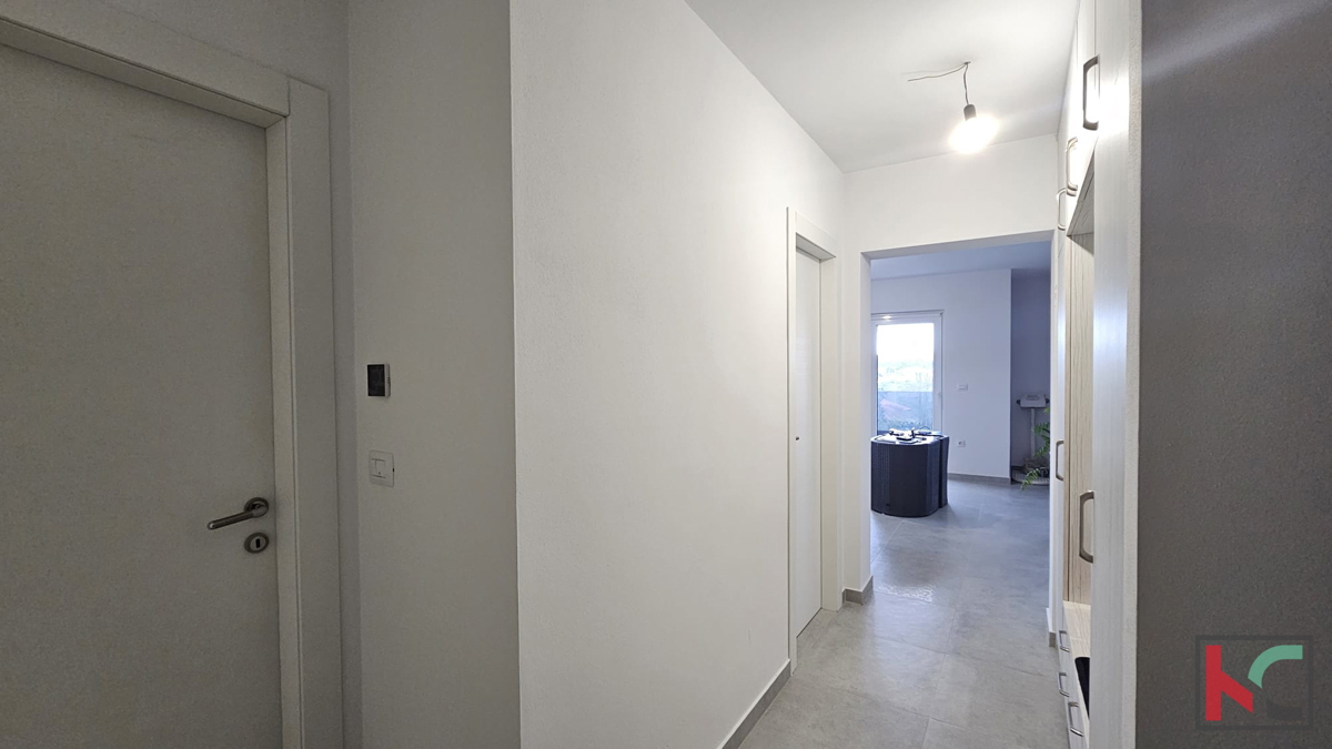 Istra, Pula, stanovanje 2SS+DB s teraso, novogradnja, #prodaja