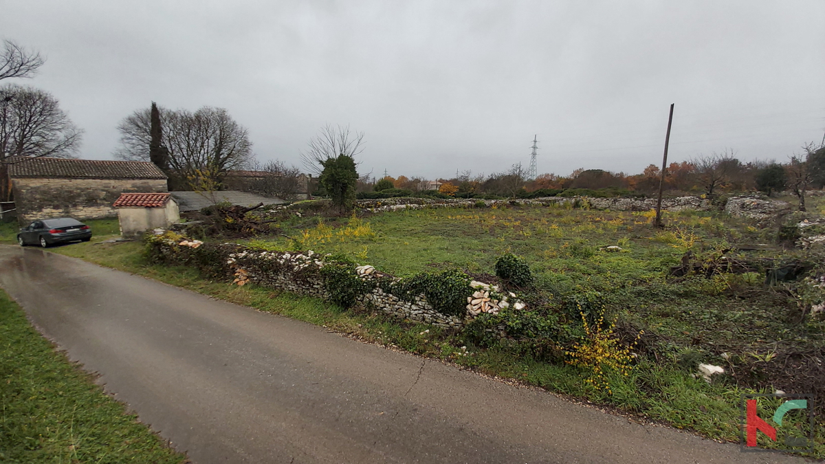 Istra, Svetvinčenat, zemljišče 760m2 z gradbenim dovoljenjem in projektom, #prodaja