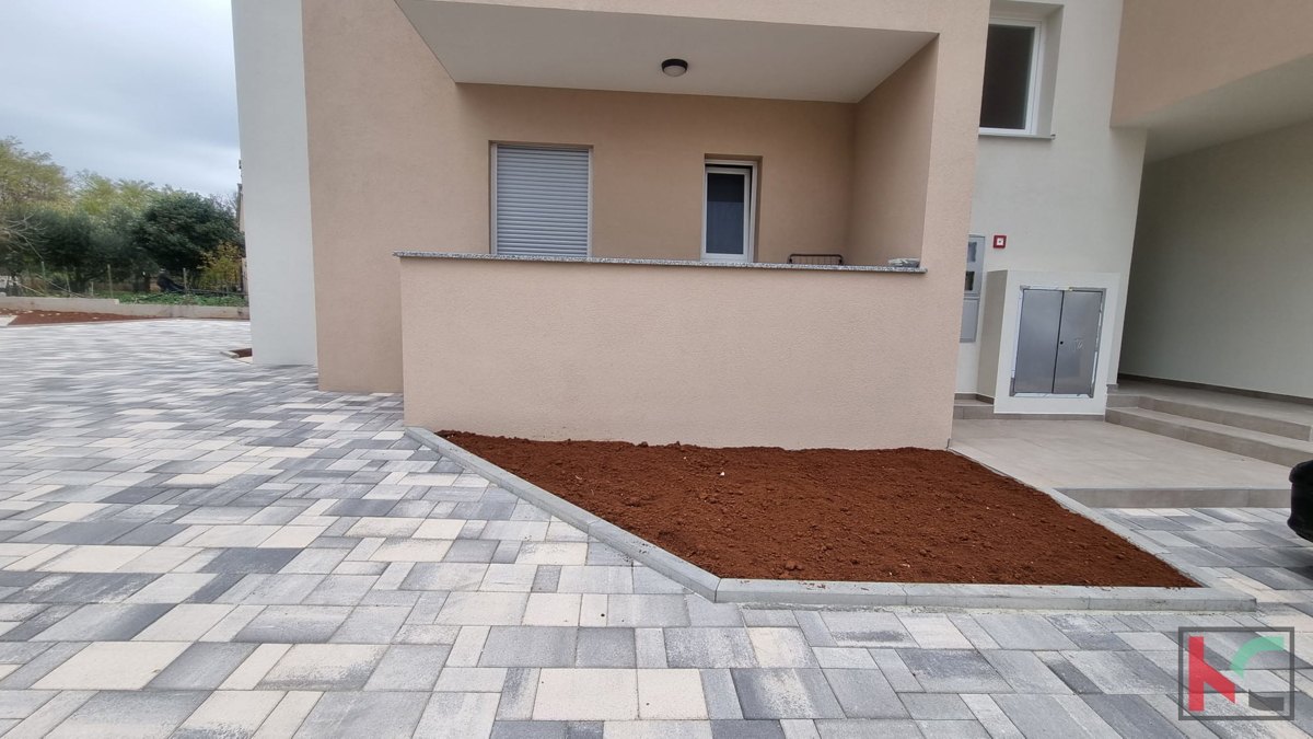 Pula, Valdebek, 2S+DB in garaža, pritličje novogradnje # prodaja