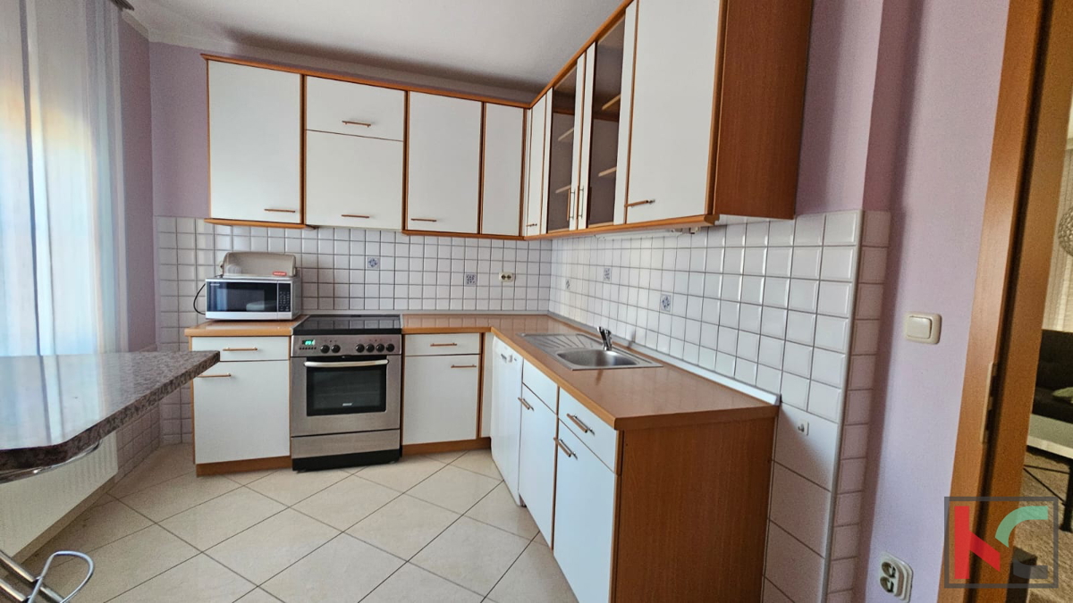 Pula, Nova Veruda, hiša s tremi apartmaji in vrtom 332 m2 #prodaja