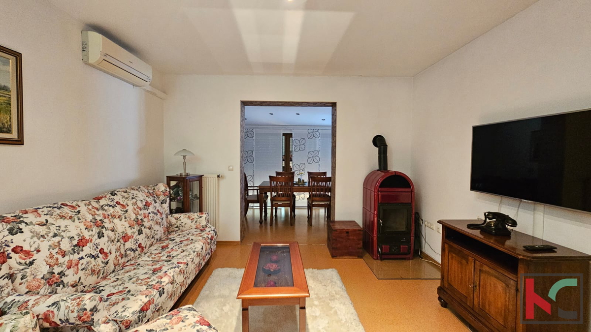 Pula, Nova Veruda, hiša s tremi apartmaji in vrtom 332 m2 #prodaja