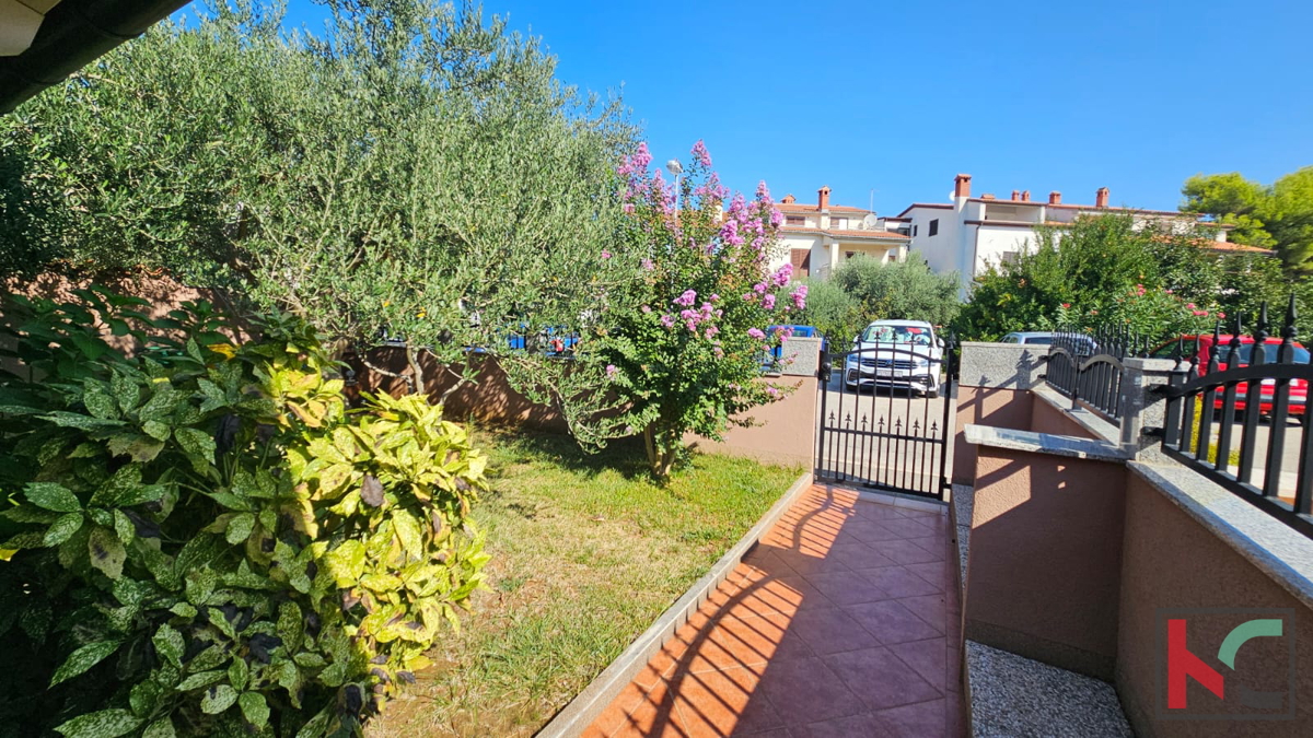 Pula, Nova Veruda, hiša s tremi apartmaji in vrtom 332 m2 #prodaja