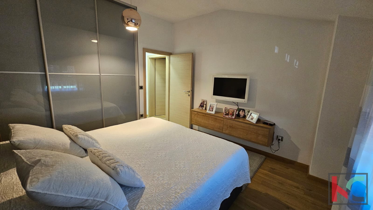 Pula, Nova Veruda, hiša s tremi apartmaji in vrtom 332 m2 #prodaja