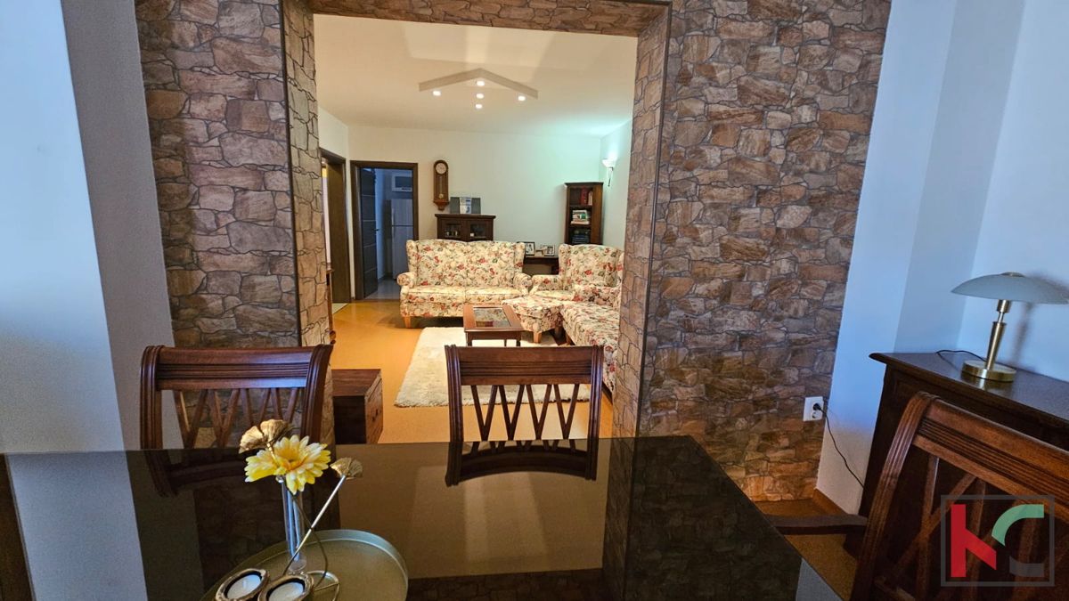 Pula, Nova Veruda, hiša s tremi apartmaji in vrtom 332 m2 #prodaja