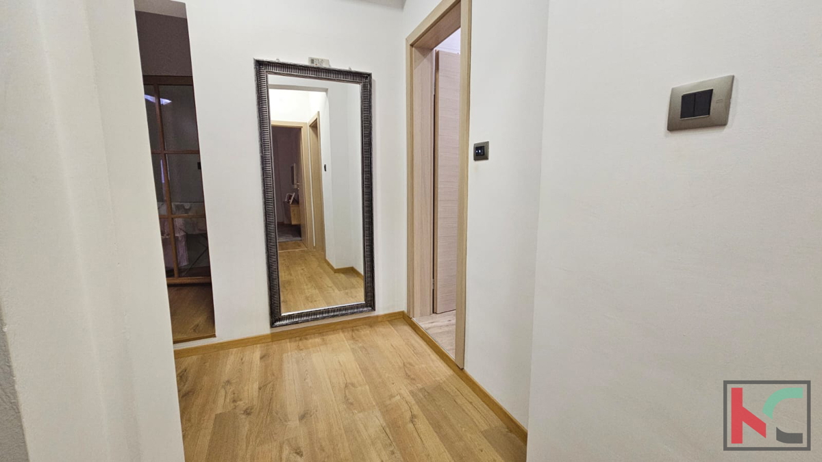 Pula, Nova Veruda, hiša s tremi apartmaji in vrtom 332 m2 #prodaja