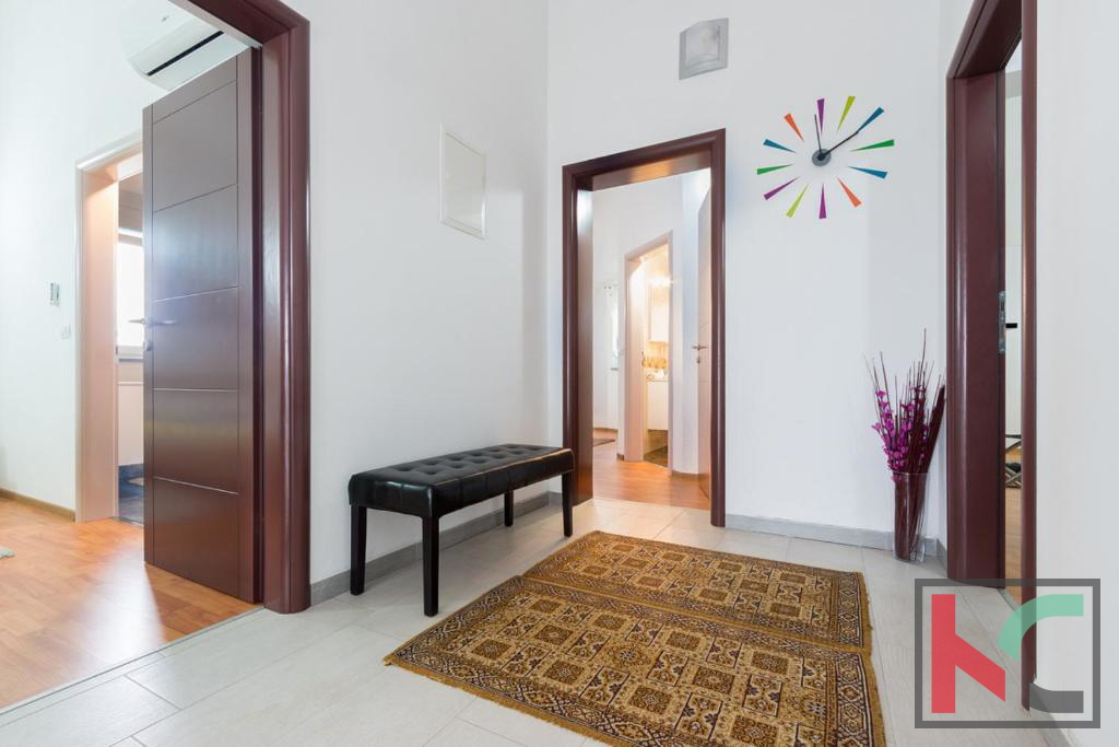 Istra, Vodnjan, počitniška hiša z bazenom in urejenim vrtom 441 m2