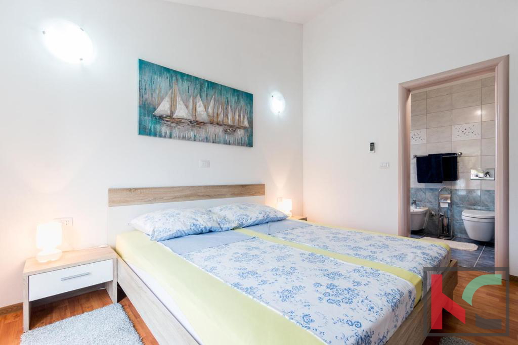 Istra, Vodnjan, počitniška hiša z bazenom in urejenim vrtom 441 m2