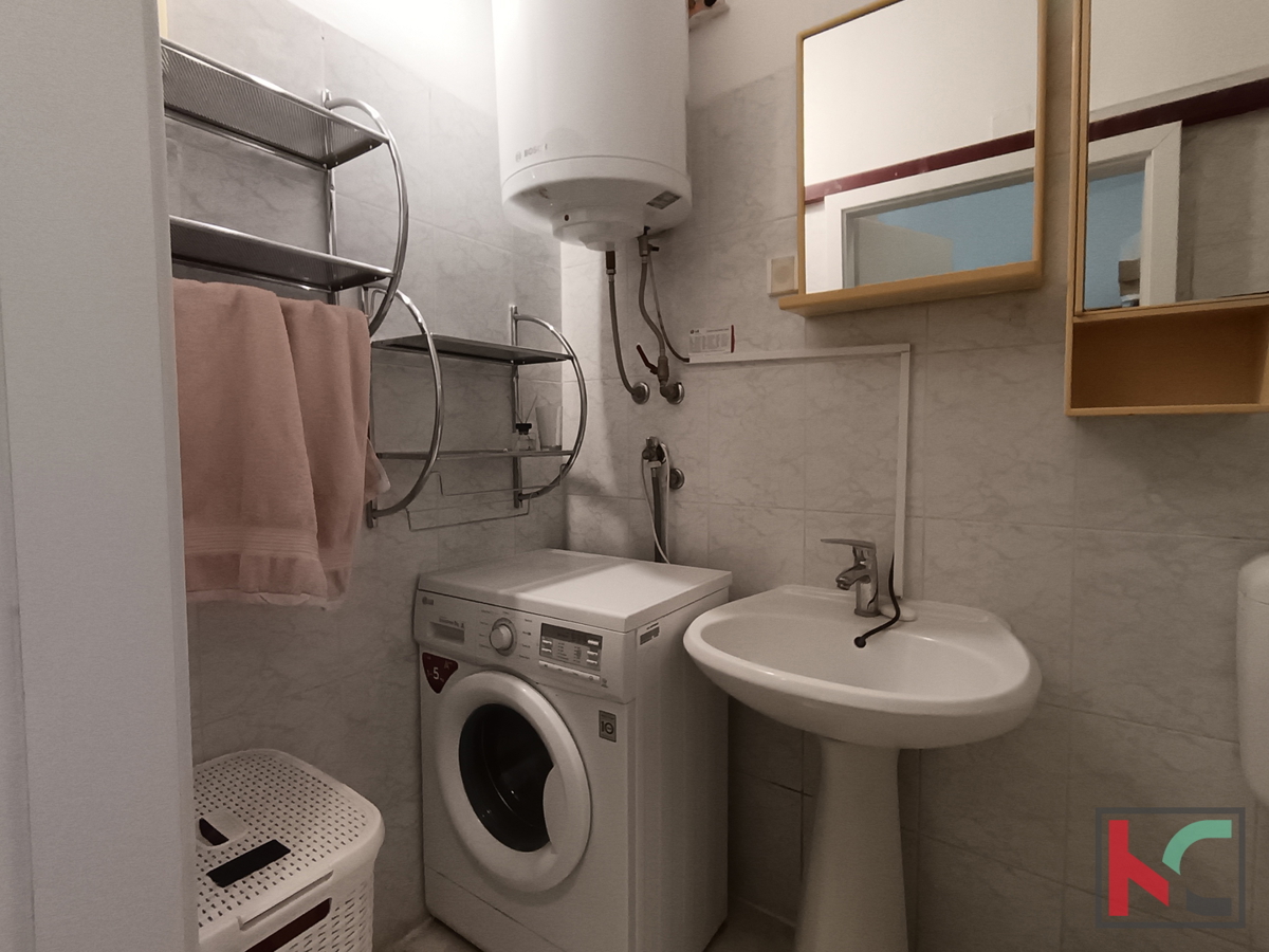 PULA, STOJA, STAN 42,15m2 S POGLEDOM NA MORJE, #PRODAJA