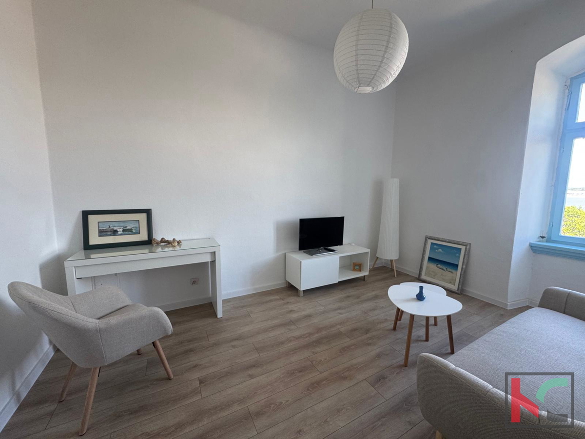 PULA, STOJA, STAN 42,15m2 S POGLEDOM NA MORJE, #PRODAJA