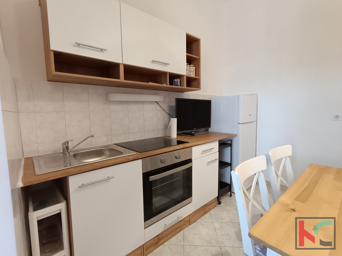 PULA, STOJA, STAN 42,15m2 S POGLEDOM NA MORJE, #PRODAJA