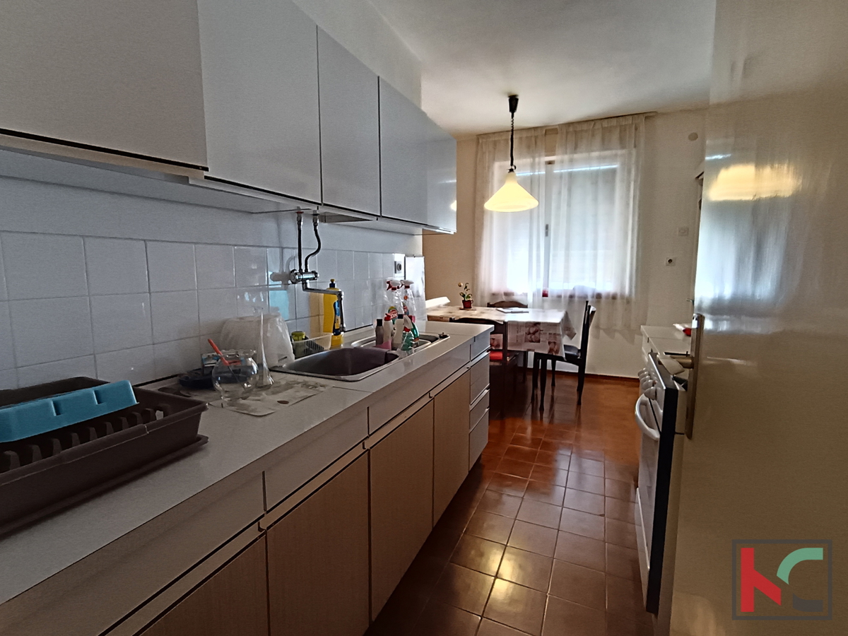 PULA, STOJA, TROSOBNO STANOVANJE S POGLEDOM NA MORJE, 78m2, #PRODAJA