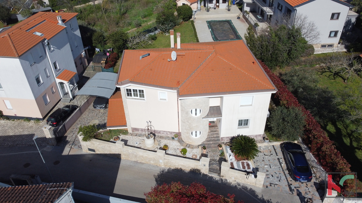 ISTRA, MEDULIN, SAMOSTOJEČA HIŠA 120 METROV OD MORJA, #PRODAJA